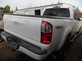 2005 TOYOTA TUNDRA SR5 WHITE DOUBLE CAB 4.7L AT 2WD Z18005